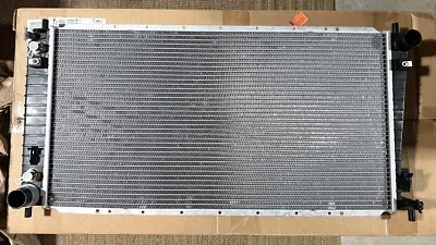 OSC 2136 Radiator For Select 97-04 Ford Lincoln Models - Image 1 of 4