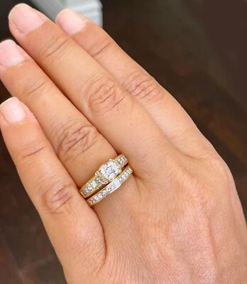 IGI Certified 14k Solid Yellow Gold Princess Cut Diamond Engagement Ring 3.00ctw - Image 1 of 4