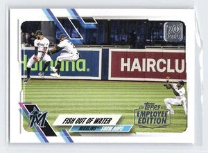 2021 Topps #530 Fish out of Water Employee Edition - Picture 1 of 2