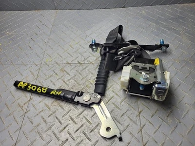 2013-2018 Hyundai Santa Fe Passenger Front Seatbelt Retractor P# P340660430 - Imagem 1 de 4