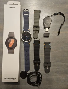 Samsung Galaxy Watch 7 32 Go 40 mm débloqué, GPS + LTE - Photo 1 sur 4