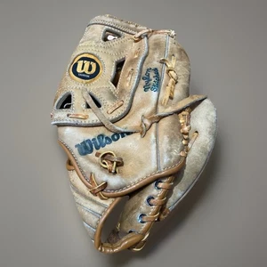 VTG Wilson A2240 George Brett Baseball Glove 11.5" Brown Leather Youth RHT - Picture 1 of 7
