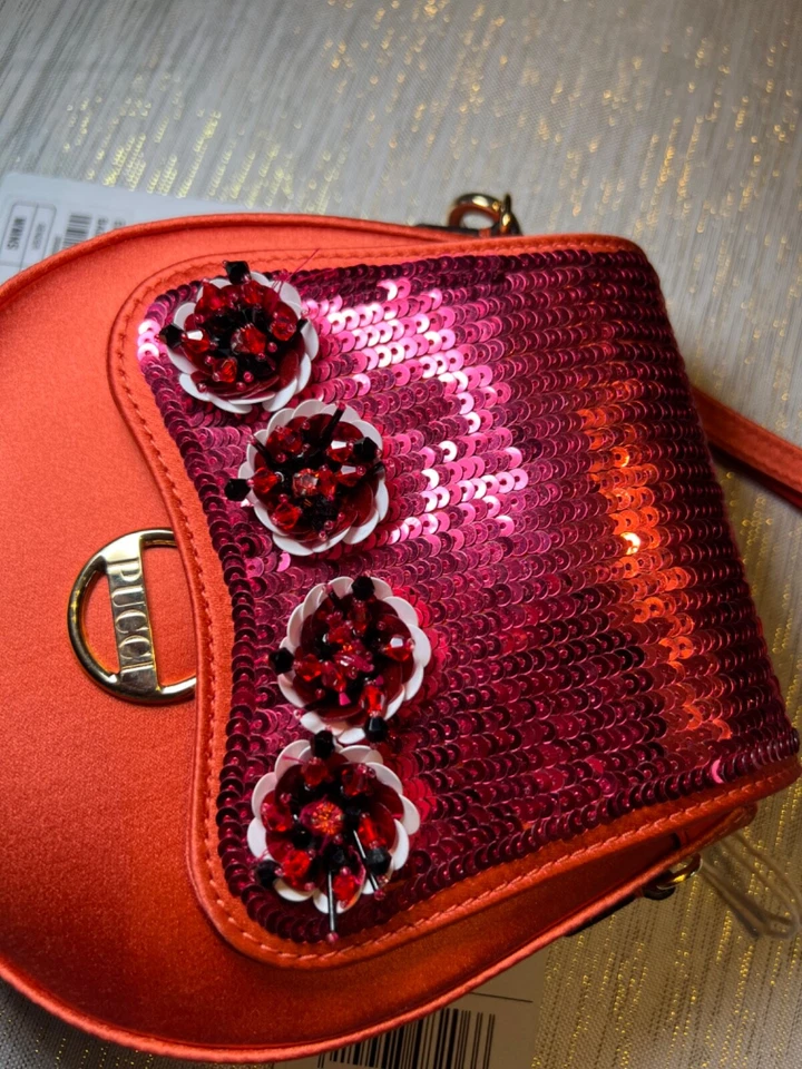 ¡Nuevo con etiquetas originales! Bolso Emilio Pucci Dora Precio de venta sugerido por el fabricante $1911 ¡Baja de precio!! Foto 1 de 4