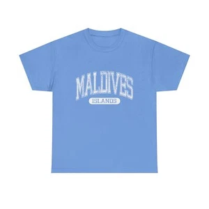 Maldivas Islas Retro Verano Destino Turístico Camiseta Azul, Camiseta - Imagen 1 de 5