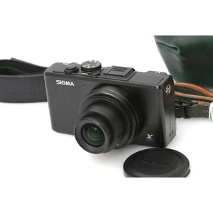 Sigma SIGMA DP1x Kamera - Top Zustand JP - Bild 1 von 6
