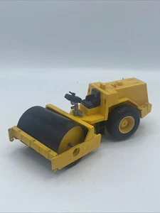 Britains Autoway Dynapac CA25 Road Roller 1985 1:32 Scale Die Cast Model Repairs - Picture 1 of 10