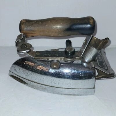 Hotpoint General Electric Calrod Super Automatic 1930s Iron 149F75 - Image 1 of 4