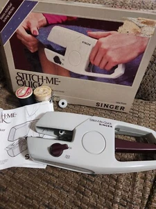 Vintage Singer Stitch-Me-Quick Hem & Seam Tacker Sewing Machine 1983 Made In USA - Picture 1 of 10