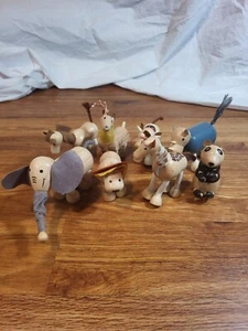 Animalz Wooden Toys Bendable Poseable Legs Lot of 8 Animal Figures - Picture 1 of 3