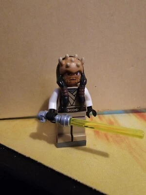 LEGO Minifig SW0332 Eeth Koth 2011 from Set 7964 Republic Frigate - Image 1 of 4
