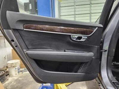 Panel de moldura de puerta trasera izquierda lado del conductor Volvo S90 18-22 cuero negro OEM 31684031 Foto 1 de 2