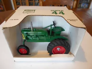 Vintage 1989 SpecCast 1:16 Oliver Super 44 Tractor, Toy Tractor Times, LE, NIB - Picture 1 of 24
