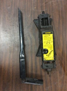 Original 1984 84 Corvette Jack with Handle 85 86 87  - Imagen 1 de 7