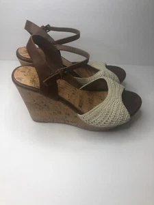 Altar’d State beige gehäkelte Damen-Sandalen mit Keilabsatz Knöchelriemen 8,5 M - Bild 1 von 6