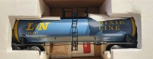 K-Line Aluminium O Scale Extruded Tank Car Louisville & Nashville #125391 - Bild 1 von 5