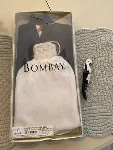 Bombay Braut & Bräutigam Weinflasche Abdeckungen Empfang Dekor & Wein Truetap Korkenzieher - Bild 1 von 10