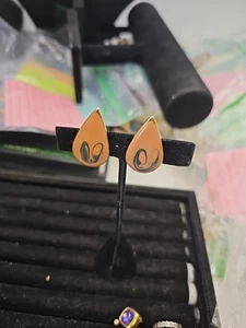 Ohrringe braun Emaille schwarz Wirbel Träne Pfosten Ohrstecker goldfarben - Bild 1 von 8