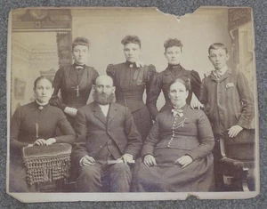 FOTOGRAFIA ANTICA, RITRATTO DI FAMIGLIA, 8" X 10" - Foto 1 di 2