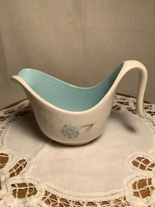 Taylor Smith 1960s Boutonniere Ever Yours Blue Flower Creamer MCM - Picture 1 of 6