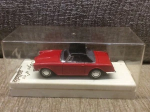 FACEL VEGA II RED / BLACK HOOD 1:43 SOLIDO DIE-CAST MODEL * BOXED * - Picture 1 of 1