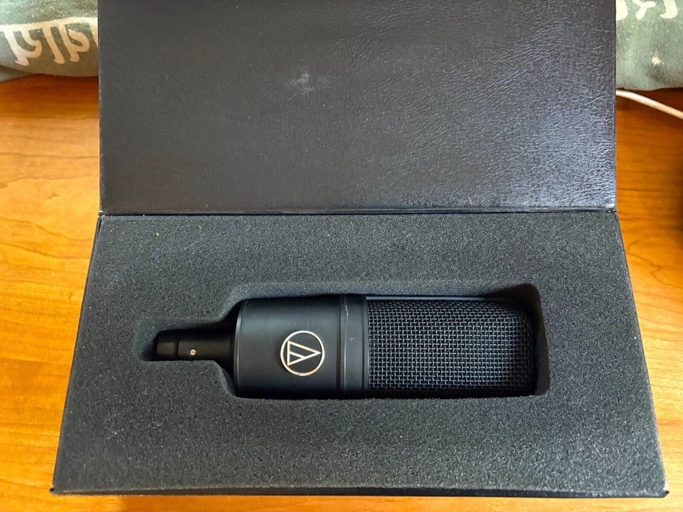 Audio-Technica AT4033 Cardioid Condenser Studio Microphone - Black - Image 1 of 1
