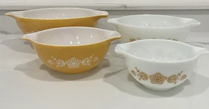 Vintage Pyrex Butterfly Gold Cinderella Nesting Mixing Bowls Set of 4 - Picture 1 of 7