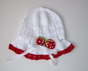 Babymütze Gr. 62 / 68 Häkelmütze Erdbeere NEU - Bild 1 von 2