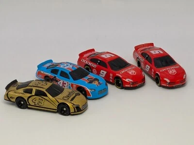 Lote de 4 General Mills Nascar Diecast #43 Petty Labonte #9 Dodge 1/64 Foto 1 de 4