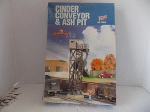 CINDER CONVETOR AND ASH PIT KIT HO SCALE BY WALTHERS KIT #933-3187 NEW IN BOX - Picture 1 of 6