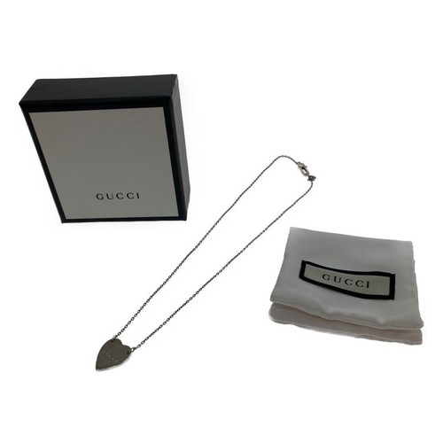 Collana con ciondolo in argento 925 con placca cuore GUCCI