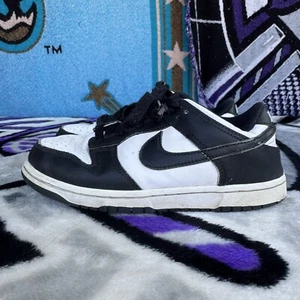 Size 2y - Nike Dunks Low Youth CW1588-100 - Picture 1 of 7
