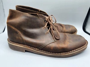 Stivaletti Clark's da uomo taglia 12 M Chukka stringati in pelle marrone - Foto 1 di 8