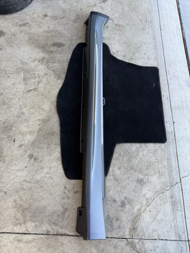 11-19 INFINITI M37 M56 M35H Q70 RIGHT PASSENGER SIDE SKIRT ROCKER MOLDING OEM - Image 1 of 4