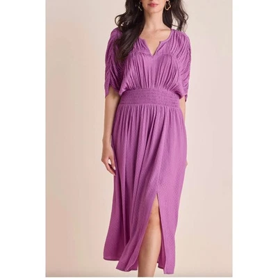 Vestido midi Venus púrpura texturizado manga corta cuello en V pequeño orquídea Cattleya Foto 1 de 4