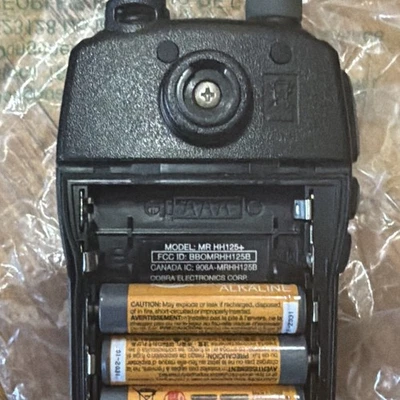Radio marina Cobra MR HH125 VHF bidireccional portátil 3 vatios impermeable Foto 1 de 4