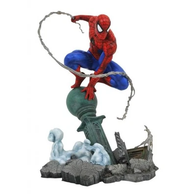 Estatua de PVC Diamond Select Toys Marvel Spider-Man Comic Gallery Foto 1 de 3