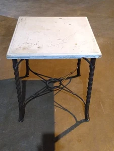 Vintage Wooden Top 27×25 Side Table With Metal Barley Twist Legs Curved Feet - Picture 1 of 15