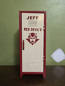JEFF RED DEVILS NOVELTY LOCKER TIN TOY - Picture 1 of 8