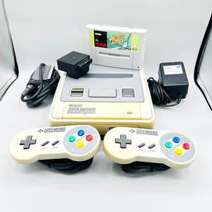 CONSOLE SUPER NINTENDO SNES ORIGINALE💎PAL ITA + 2 CONTROLLER E GIOCO PERFETTA🎁 - Foto 1 di 8