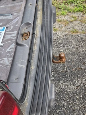 Placa de parachoques trasero para Jeep Grand Cherokee 93-98 OEM 55031880 Foto 1 de 4