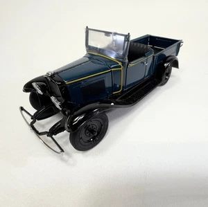 Danbury Mint 1931 Chevrolet Roadster Pickup Truck 1/24 Diecast Model - New - Picture 1 of 9