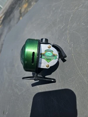 Vintage Johnson Century 100B Aluminum Side Plates Works Great USA Made Nice - Image 1 of 4