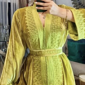 Caftán de terciopelo hecho a medida marroquí, vestido de noche islámico Abaya, Nikah Kaftan - Imagen 1 de 8