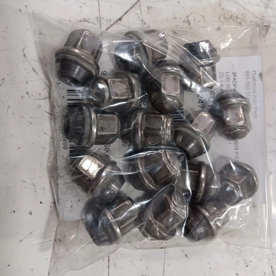 Conjunto de porcas Ford Fiesta 2014 2015 2016 2017 2018 2019 - Imagem 1 de 4