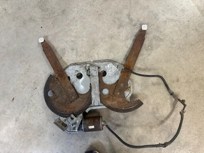 Оригинальный регулятор заднего стекла задней двери 1980-1991 80-91 Ford Bronco - Изображение 1 из 4