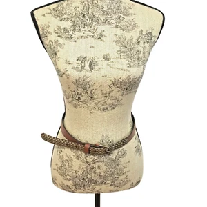 7 Hills San Francisco Damen Leder Nieten Gürtel Messingschnalle 28-33" S/M - Bild 1 von 8