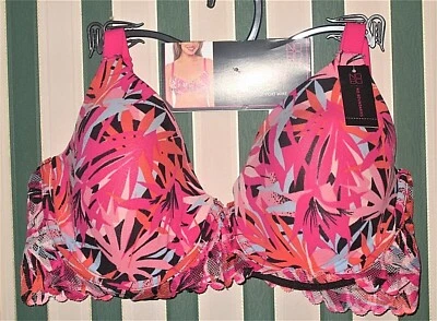 NUEVO CON ETIQUETAS Camiseta de Encaje No Boundaries Elastizada Flexible Cómoda Alambre Sujetadores Tallas Surtidas Foto 1 de 3