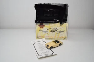 B16 1:43 MATCHBOX YESTERYEAR DYB04-M 1956 AUSTIN HEALEY CREAM NMIB - Bild 1 von 17