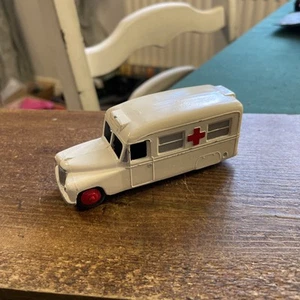 Dinky Toys No:253 Daimler Ambulance- 1958-60 - Picture 1 of 8