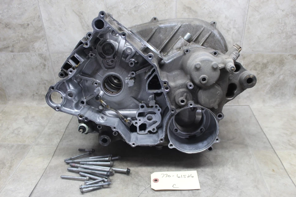 06-08 Kawasaki Brute Force 650 IRS 05-08 750 motor cárter cárter cárter cárter Foto 1 de 4